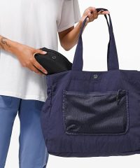 Lululemon Feeling Ready Pouch Mini (Black) - Image 4